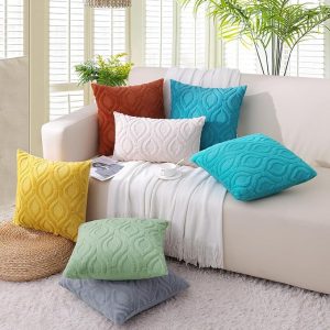 decorUhome Decorative Throw Pillow Covers 18×18, Soft Plush Faux Wool Couch Pillow Covers for Home